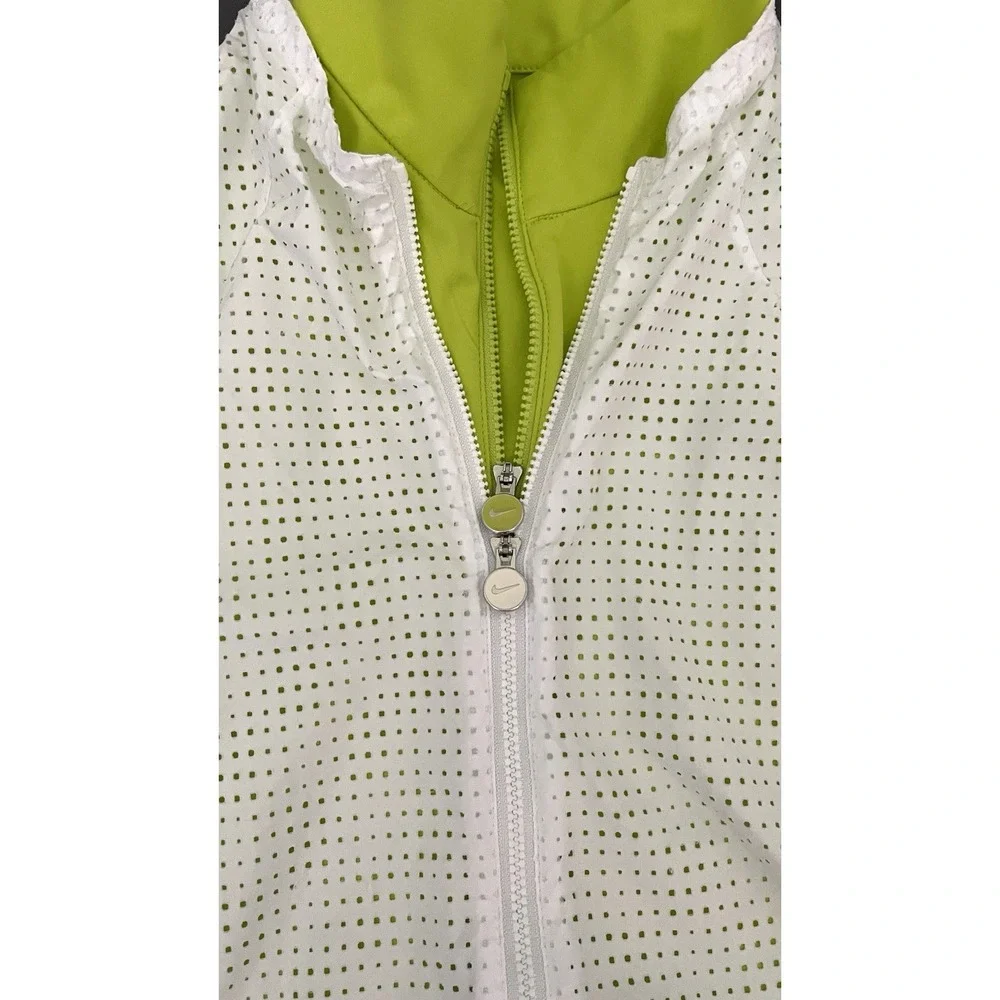 Nike womens medium